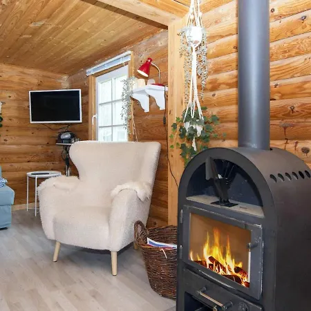 4 Person In Hovborg-by Traum * Ховборг