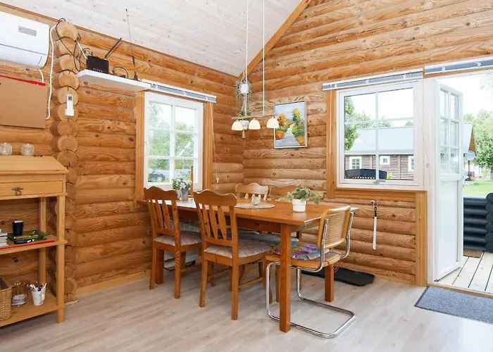 4 Person In Hovborg-by Traum * Hovborg